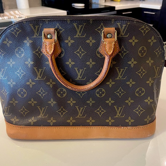 Louis Vuitton Alma PM - Picture 1 of 6